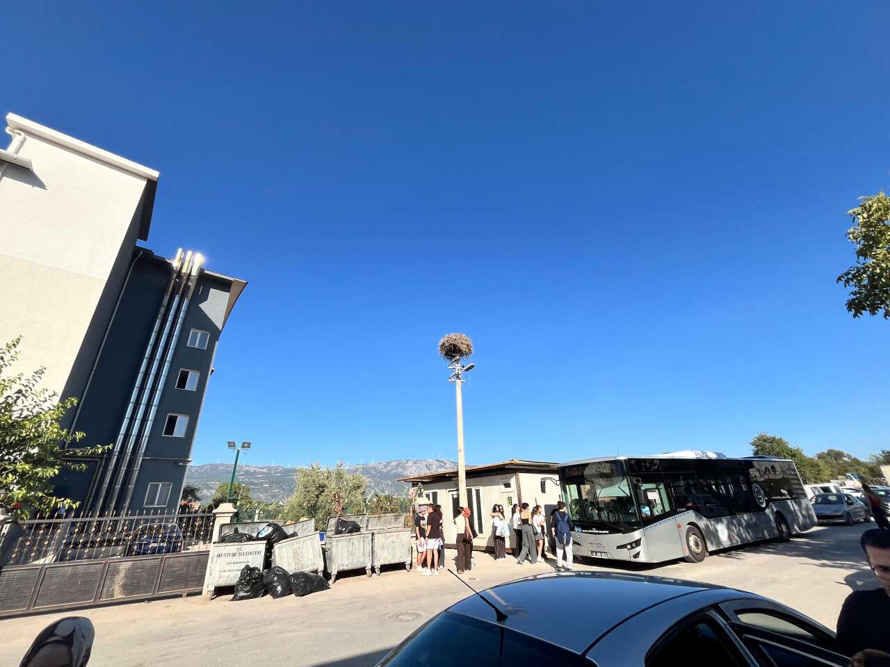 Kötekli’de Üniversite Hareketliliği: Yurtların Önünde Yoğunluk Oluştu 5
